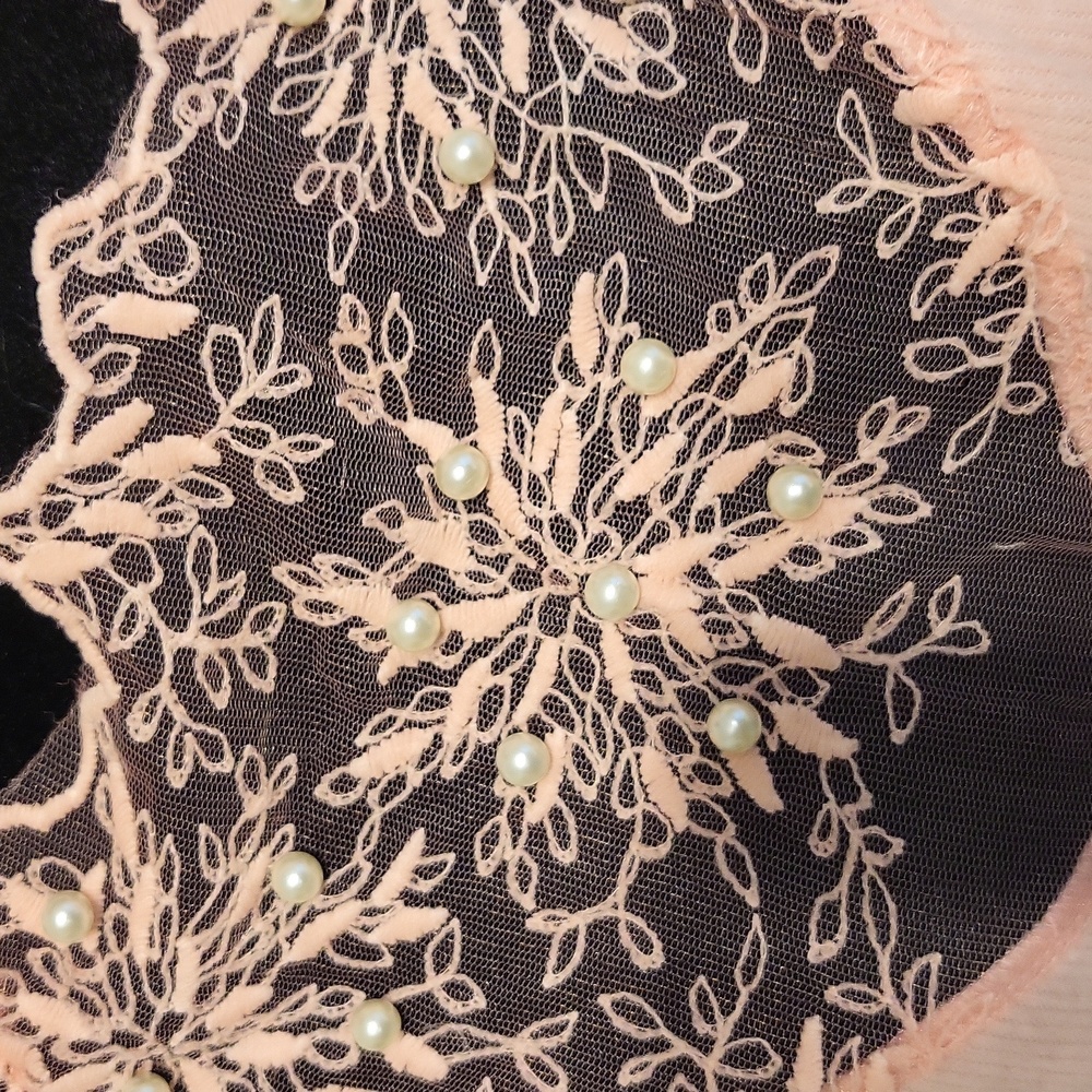 Nora Cora ladies lace & pearl sweater - Picture 3 of 10